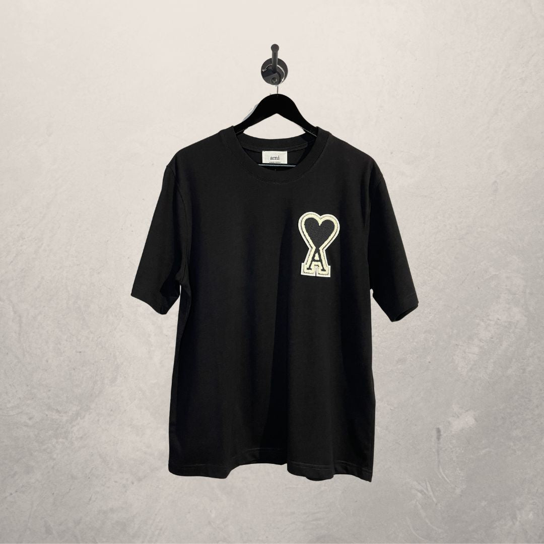 AMI black logo boxy t shirt M