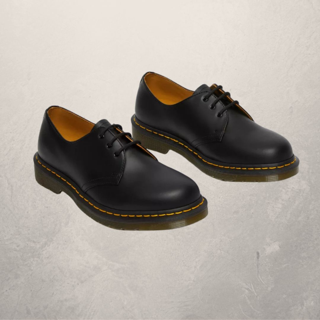 DR MARTEN black 1461 shoes size 42