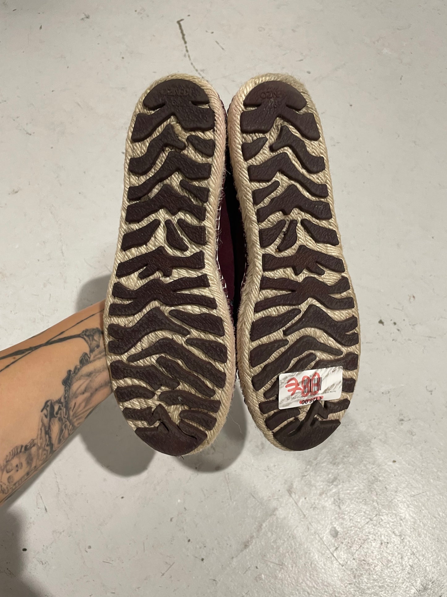 Kenzo bordeauxrode suède geborduurde flats 39