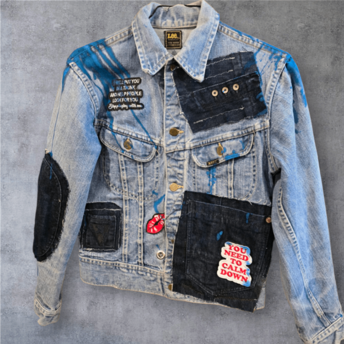 Lee mid blue cropped denim jacket S- by M.a.r.r.art