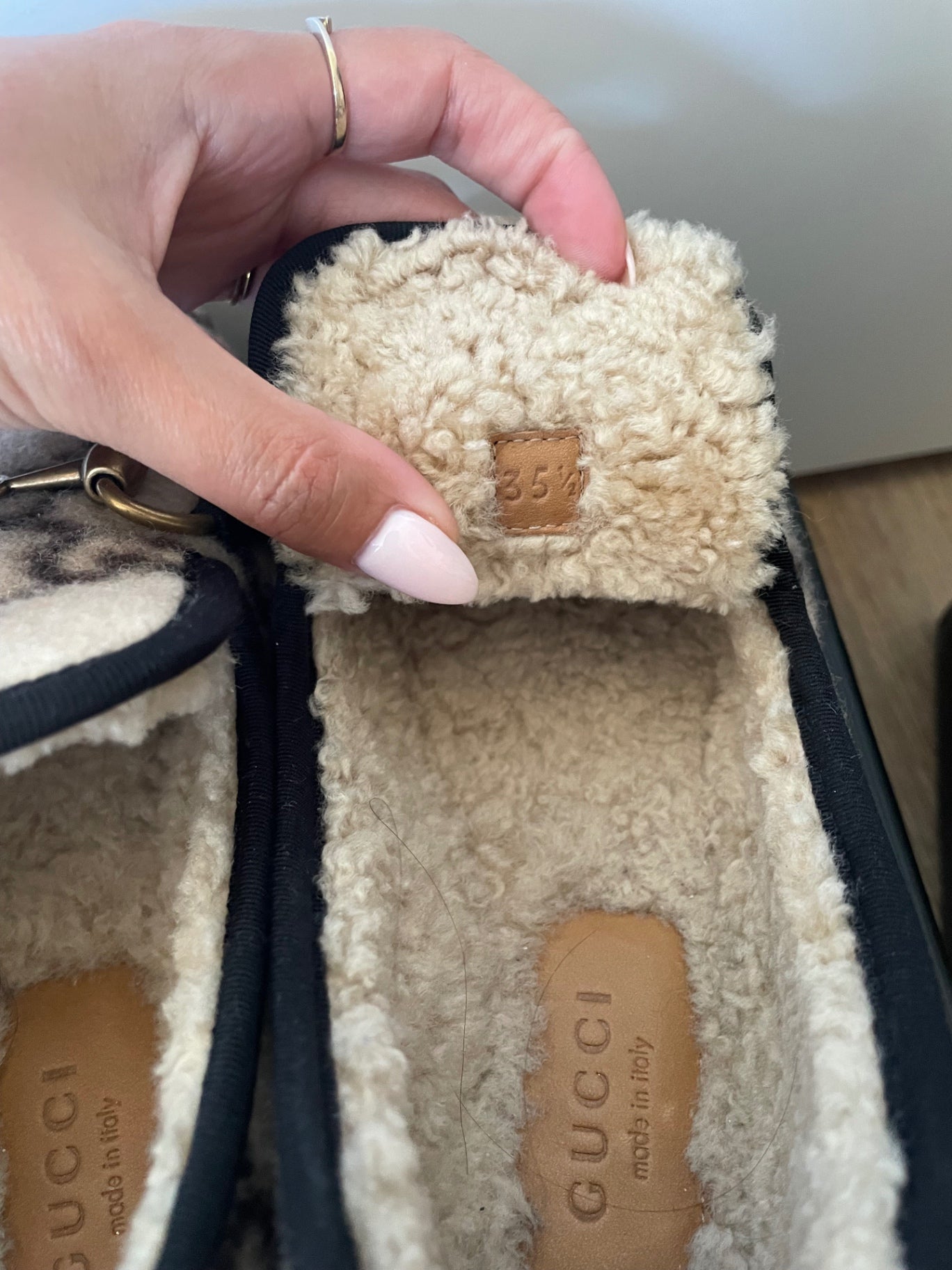Gucci wool loafers 36