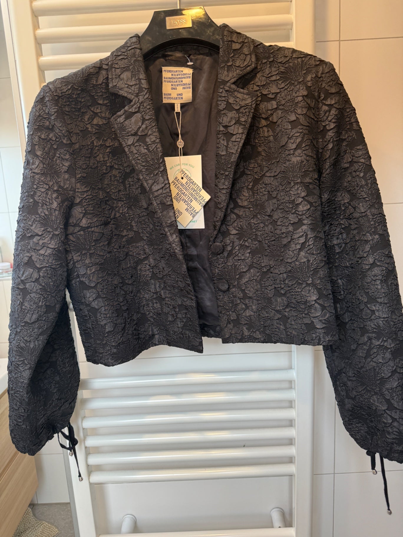 Baum und pferdgarten black crop blazer top S