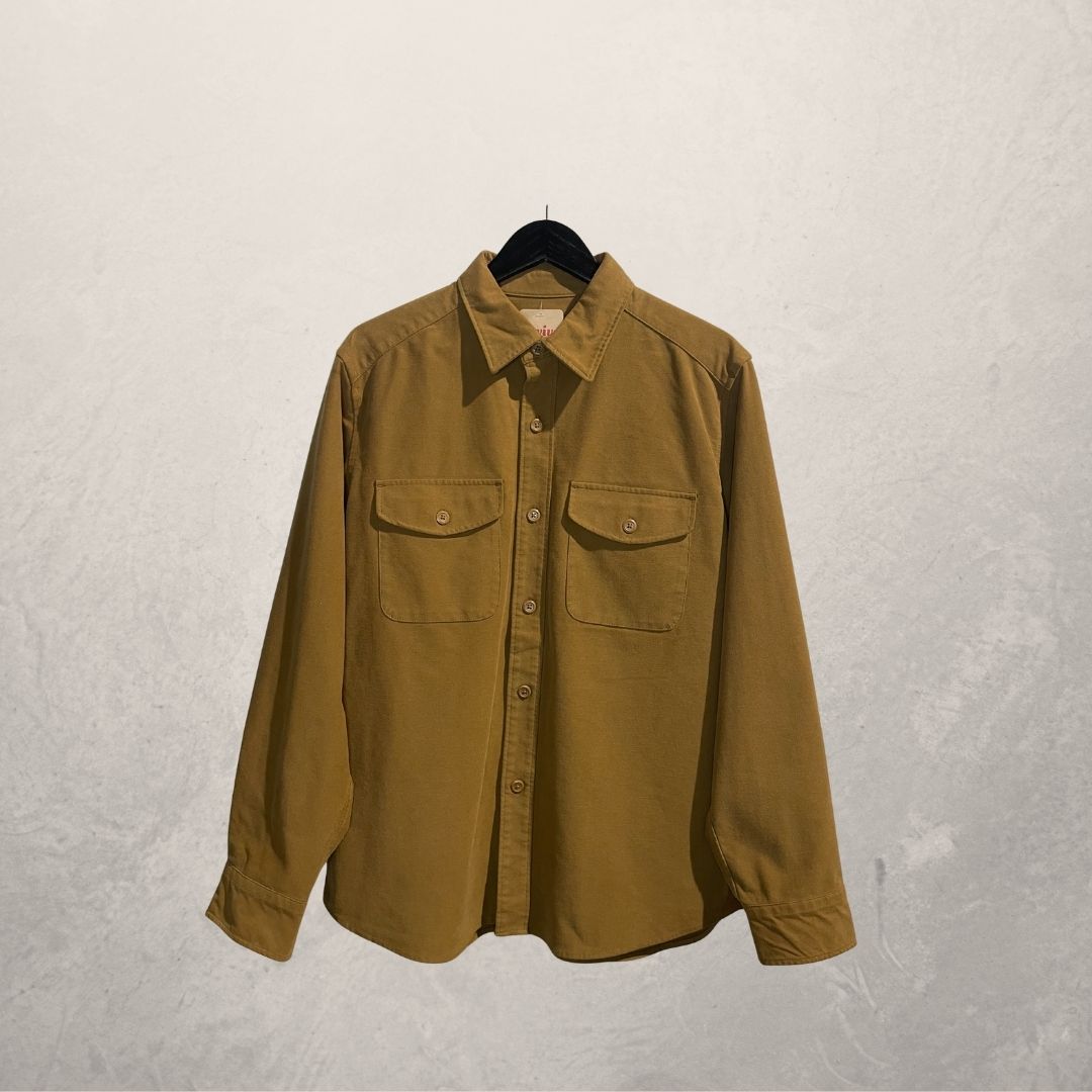 Uniqlo beige shirt M