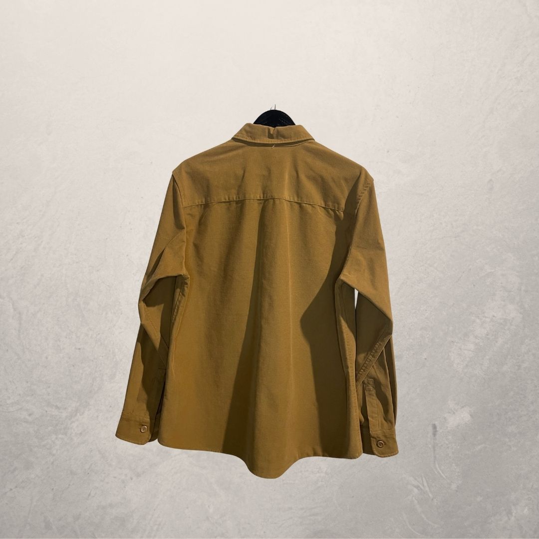 Uniqlo beige shirt M