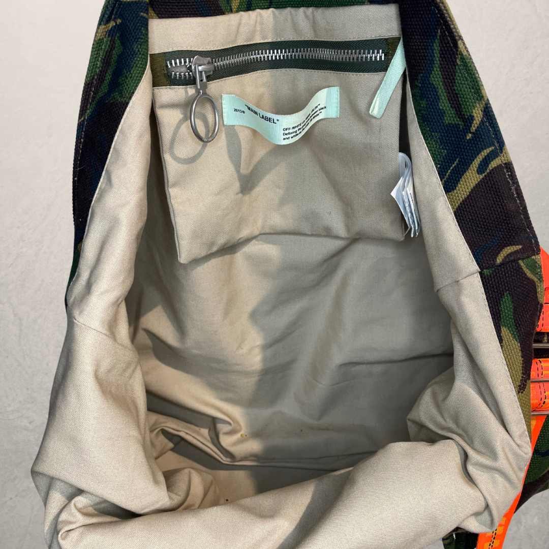 Off White camouflage tas met oranje band OS