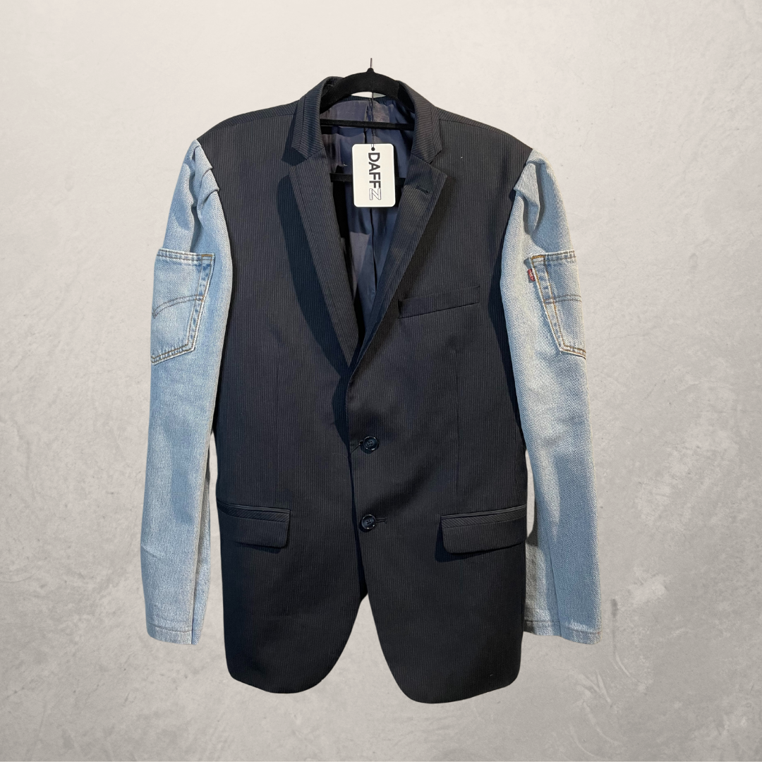 Levis Light blue & navy Denim blazer S/M- by @DAFFZTheLabel