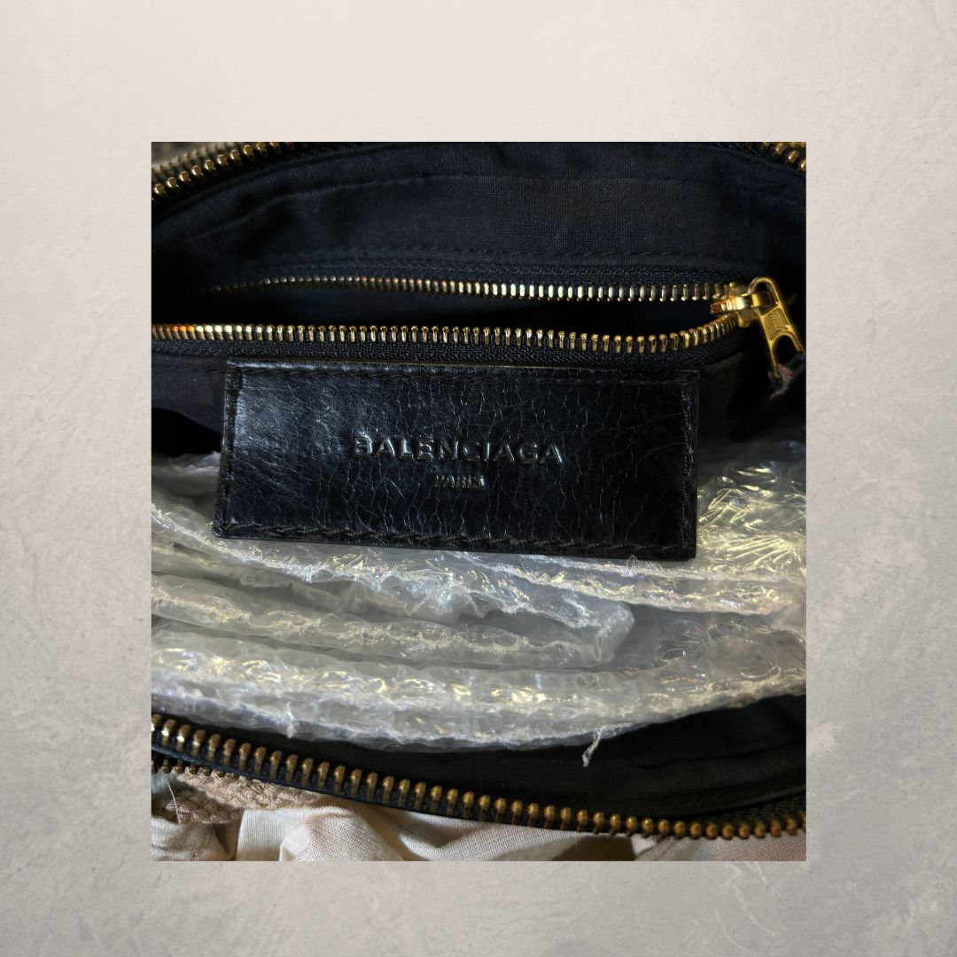 Balenciaga zwarte Work crossbody tas - van Romae Studios