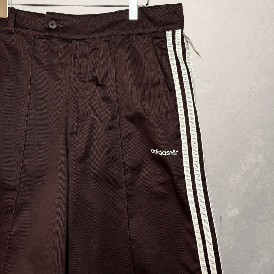 Adidas brown logo jorts w/ lace M/L