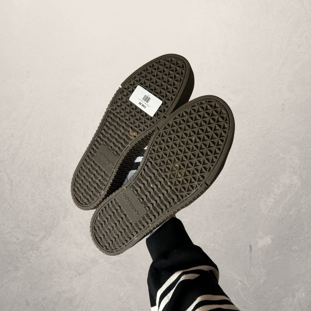 Adidas white sambas 39.5