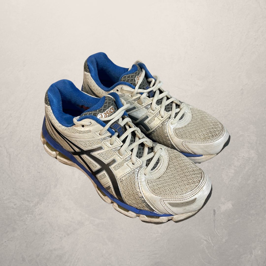 Asics blue and white sneakers 39
