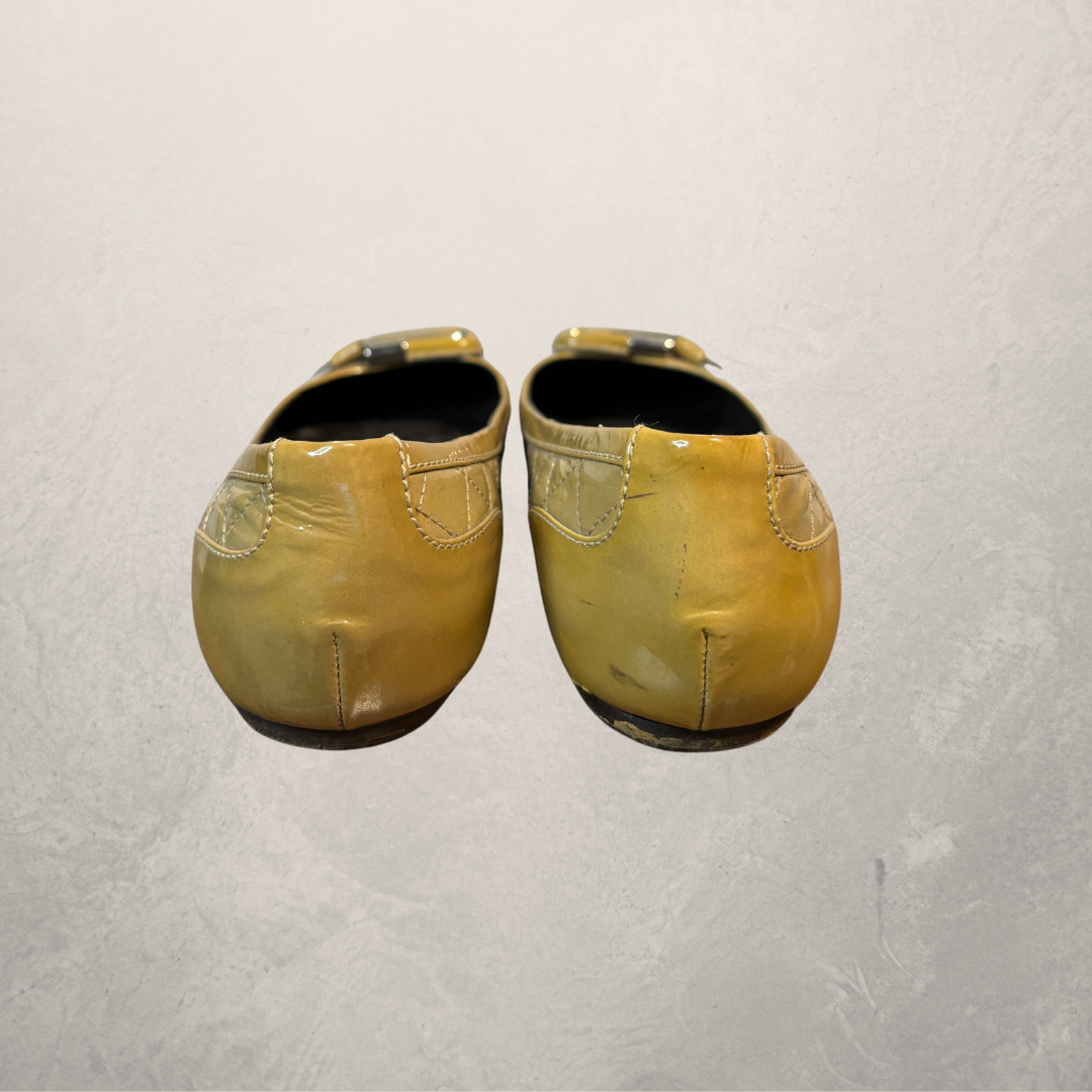 Burberry beige patent leather ballerina flats 40 (good condition)