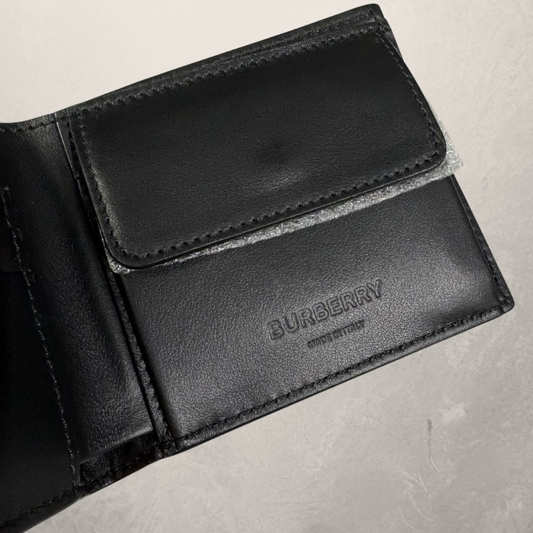 Burberry portemonnee van zwart leer