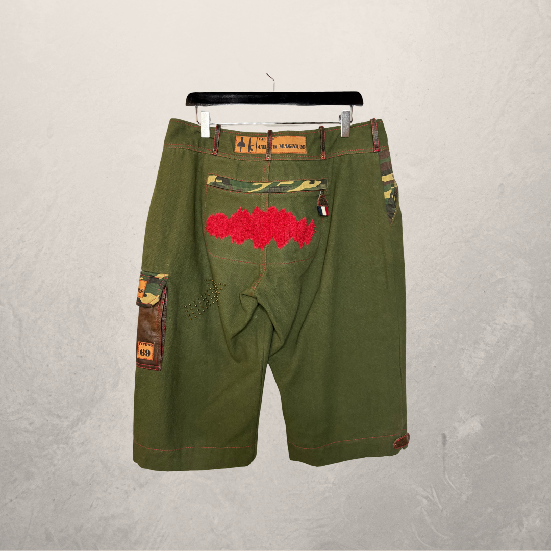 Kip Op Een Missie Gevechtsgroene Jorts L