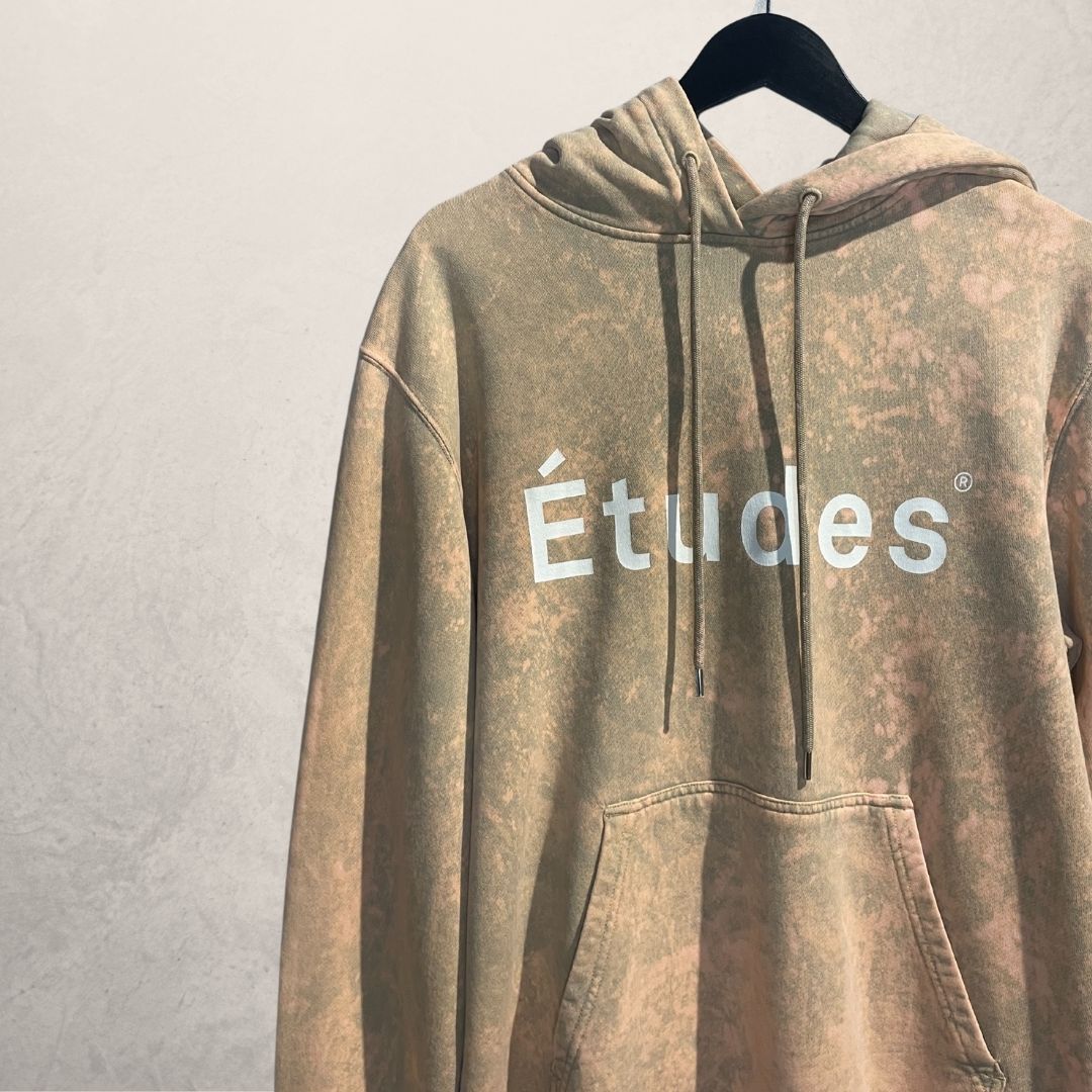 Études beige tie-dye hoodie M