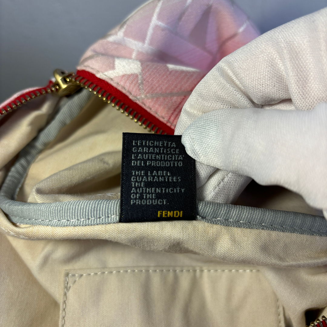 Fendi roze/witte ombre monogram Forever Bauletto Boston tas - Door Romae Studios