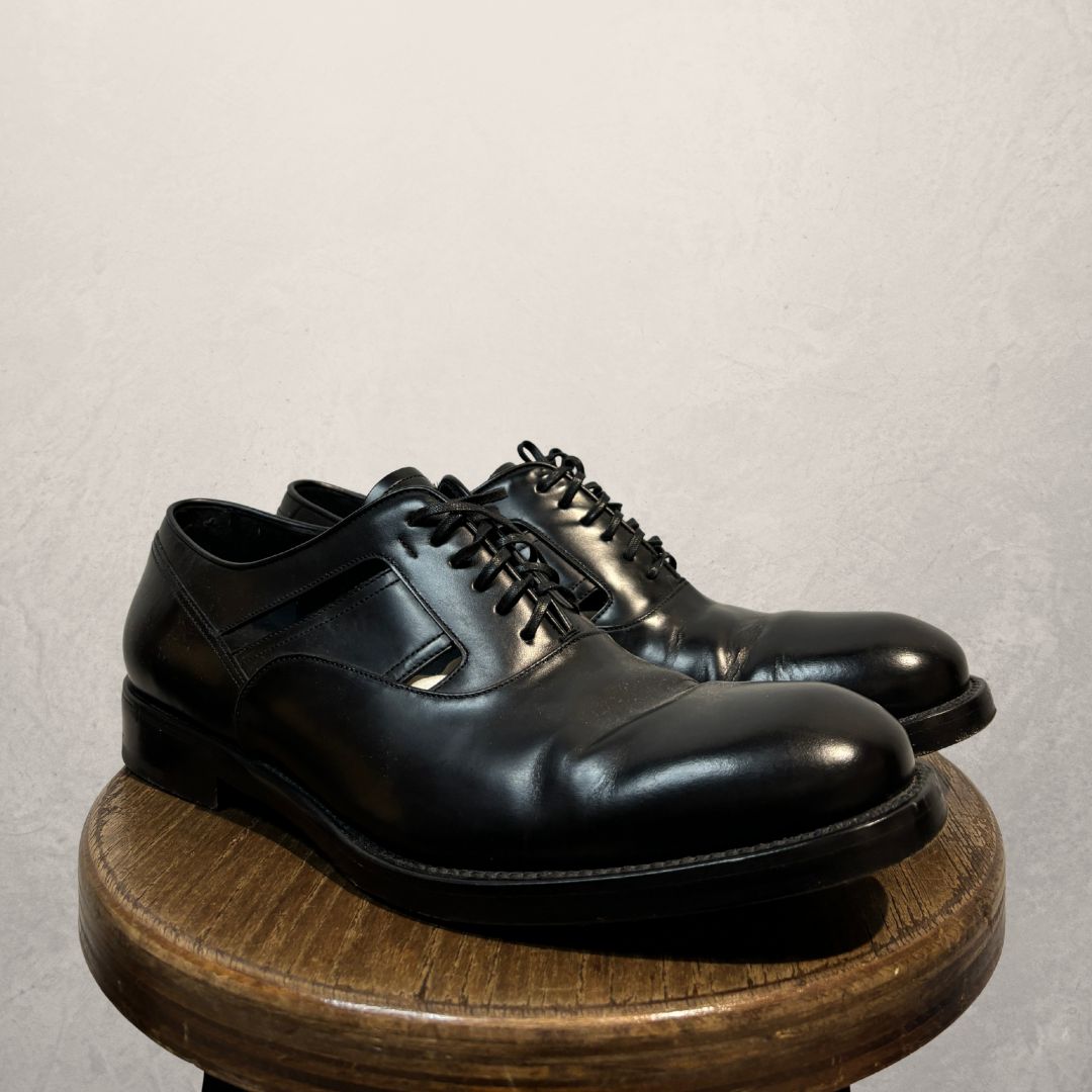Ferragamo zwarte leren schoenen 41/42