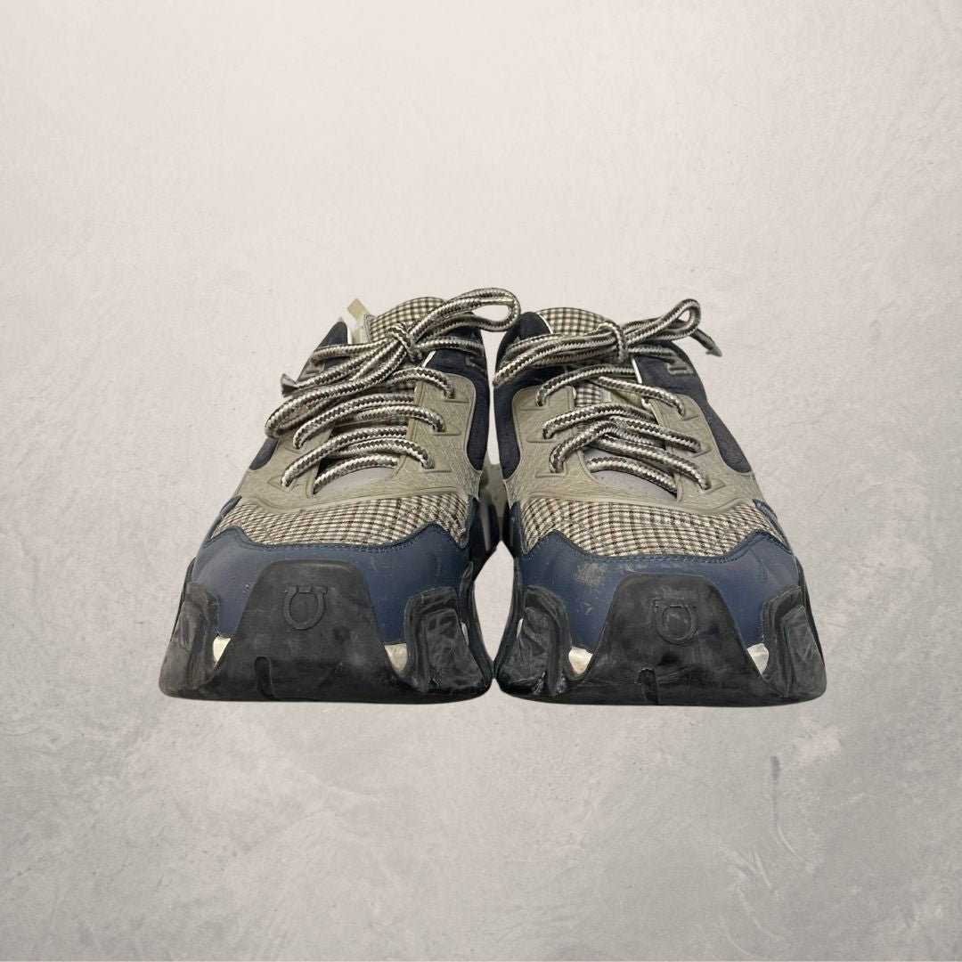 Ferragamo bruine tinten sneakers 41
