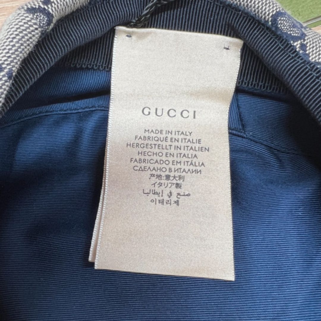 Gucci beige canvas GG barethoed 58cm
