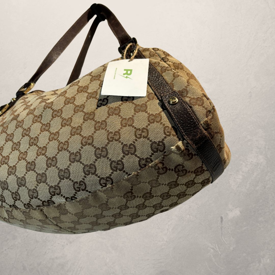 Gucci beige monogram Abbey shoulder bag - by Romae Studios