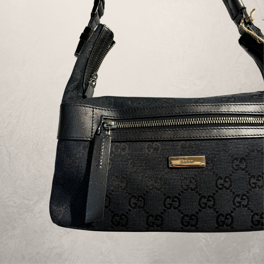 Gucci zwarte monogram canvas handtas - van Romae Studios