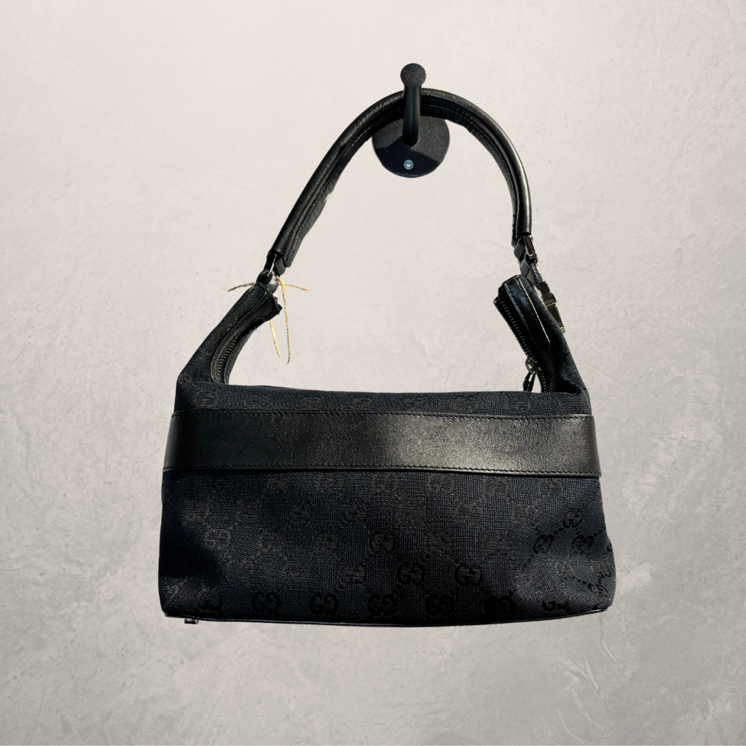 Gucci zwarte monogram canvas handtas - van Romae Studios