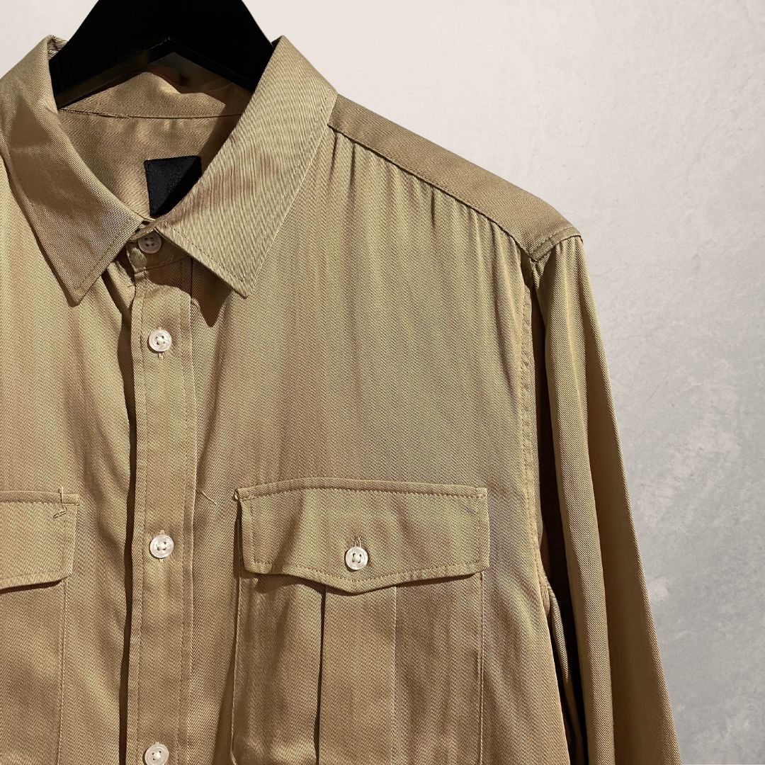 H&M silk like beige shirt M