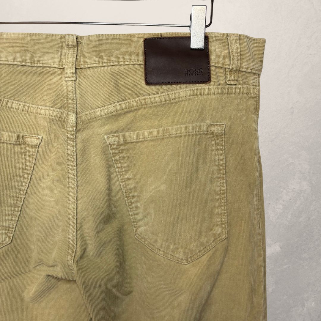 Hugo Boss beige corduroy pants 33