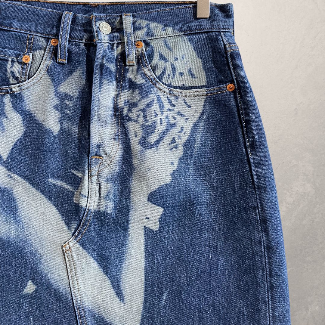 "Kiss" Levis light blue denim skirt 36/38 -by @TheRealClubIndigo
