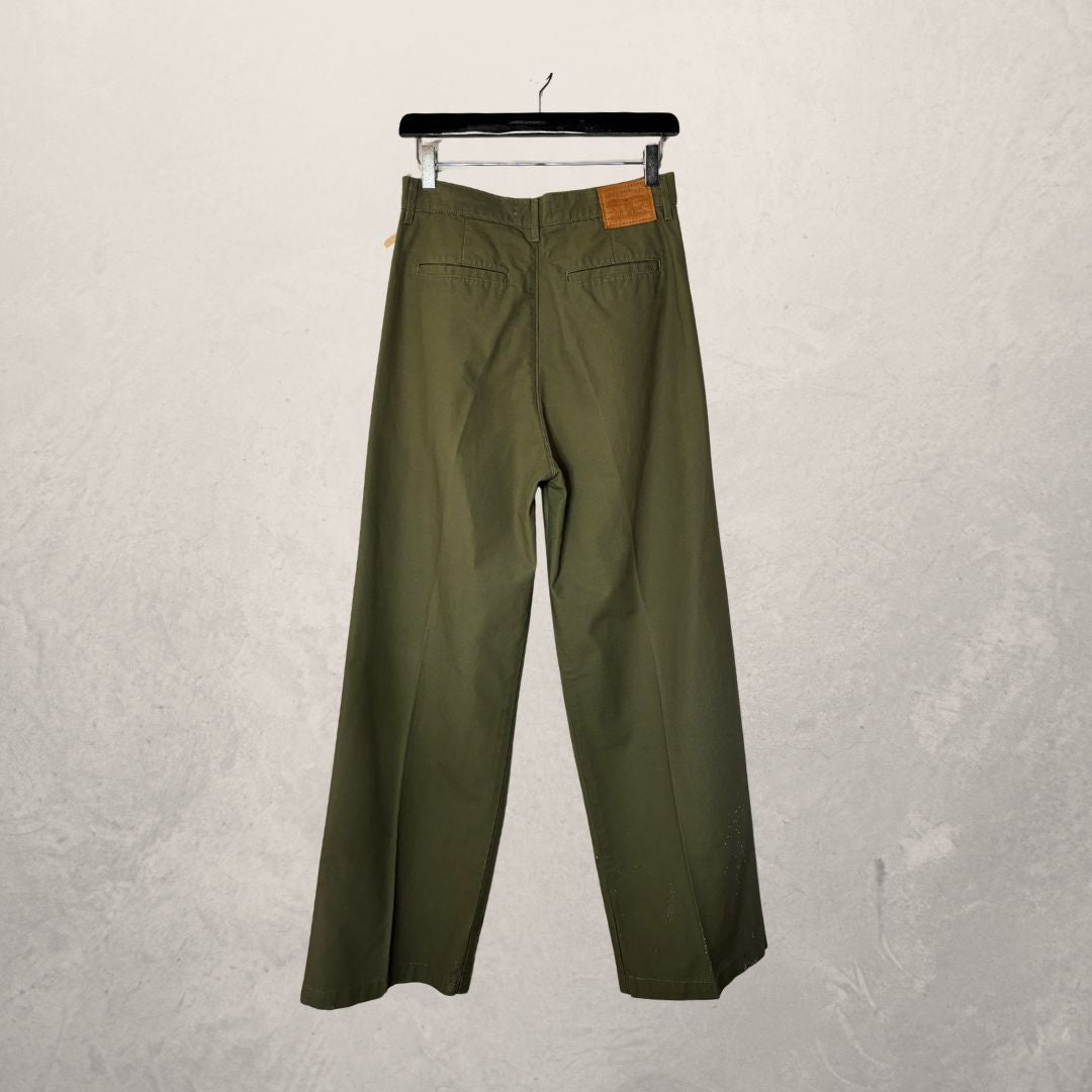 Levis kakigroene broek 28x32