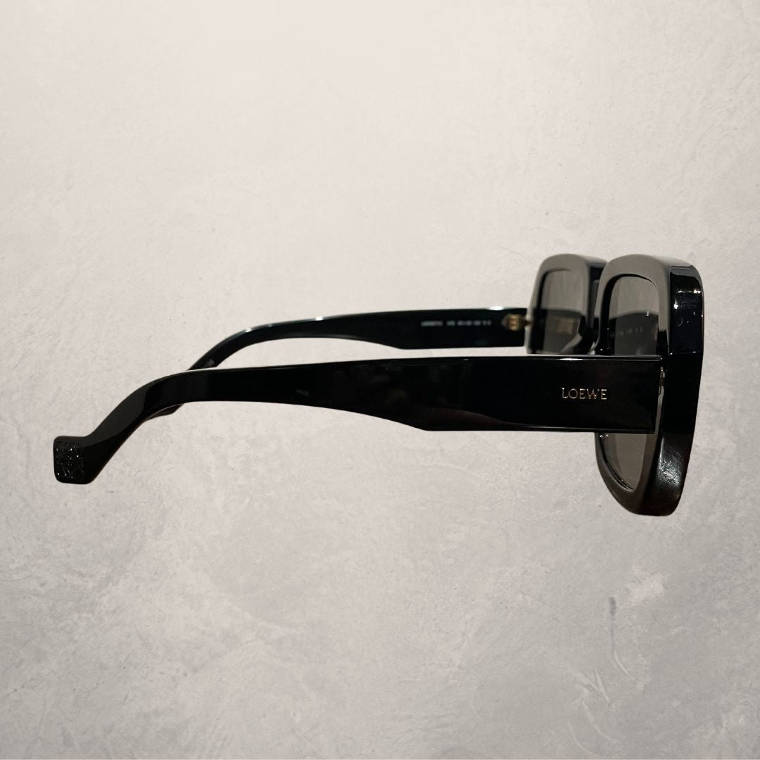 Loewe zwarte zonnebril met groot rond montuur