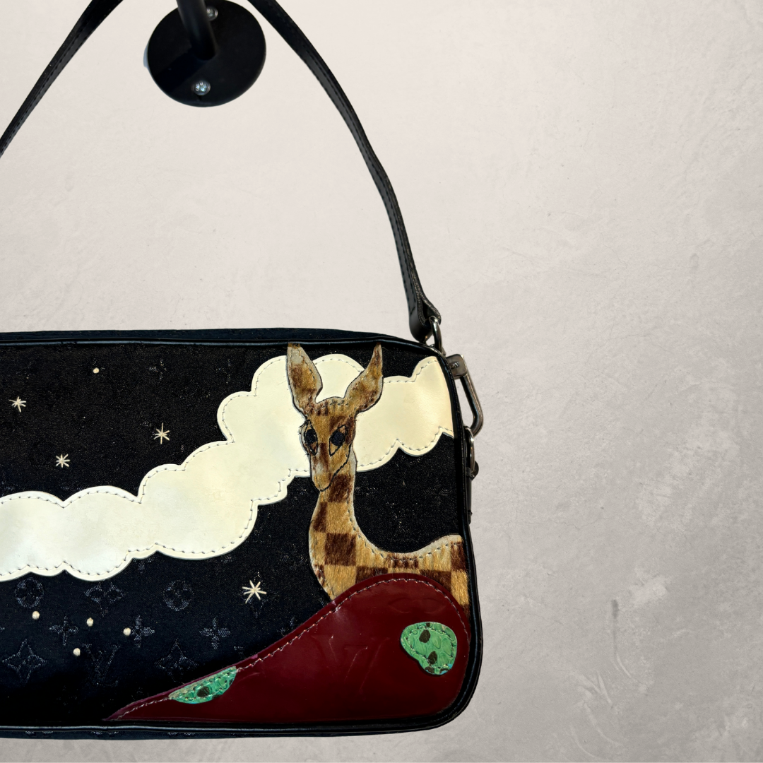 Louis Vuitton zwarte Conte de Fées 2002 handtas -door Romae Studios
