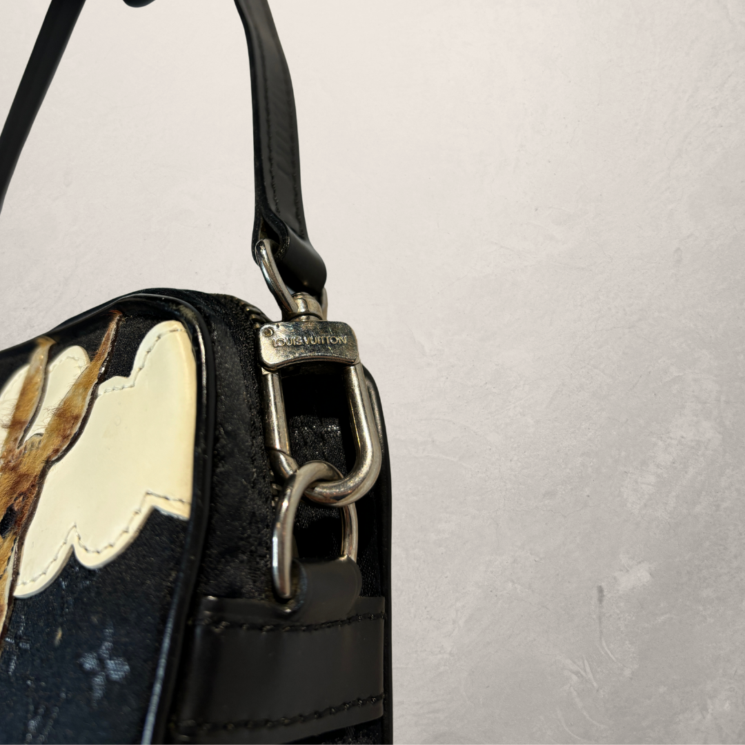 Louis Vuitton zwarte Conte de Fées 2002 handtas -door Romae Studios