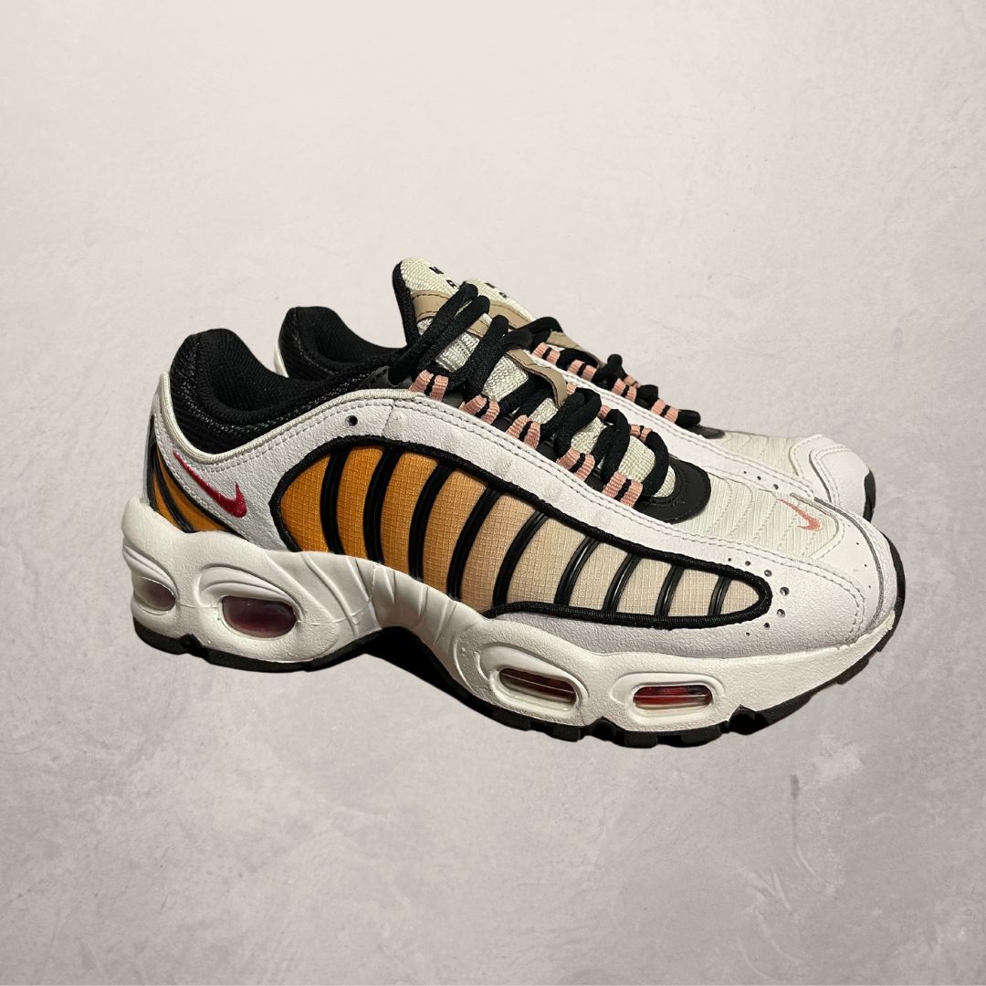 Nike AM tailwind orange sneakers 38.5