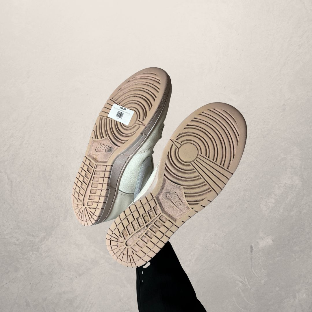 Nike Dunk High beige & white sneakers 45