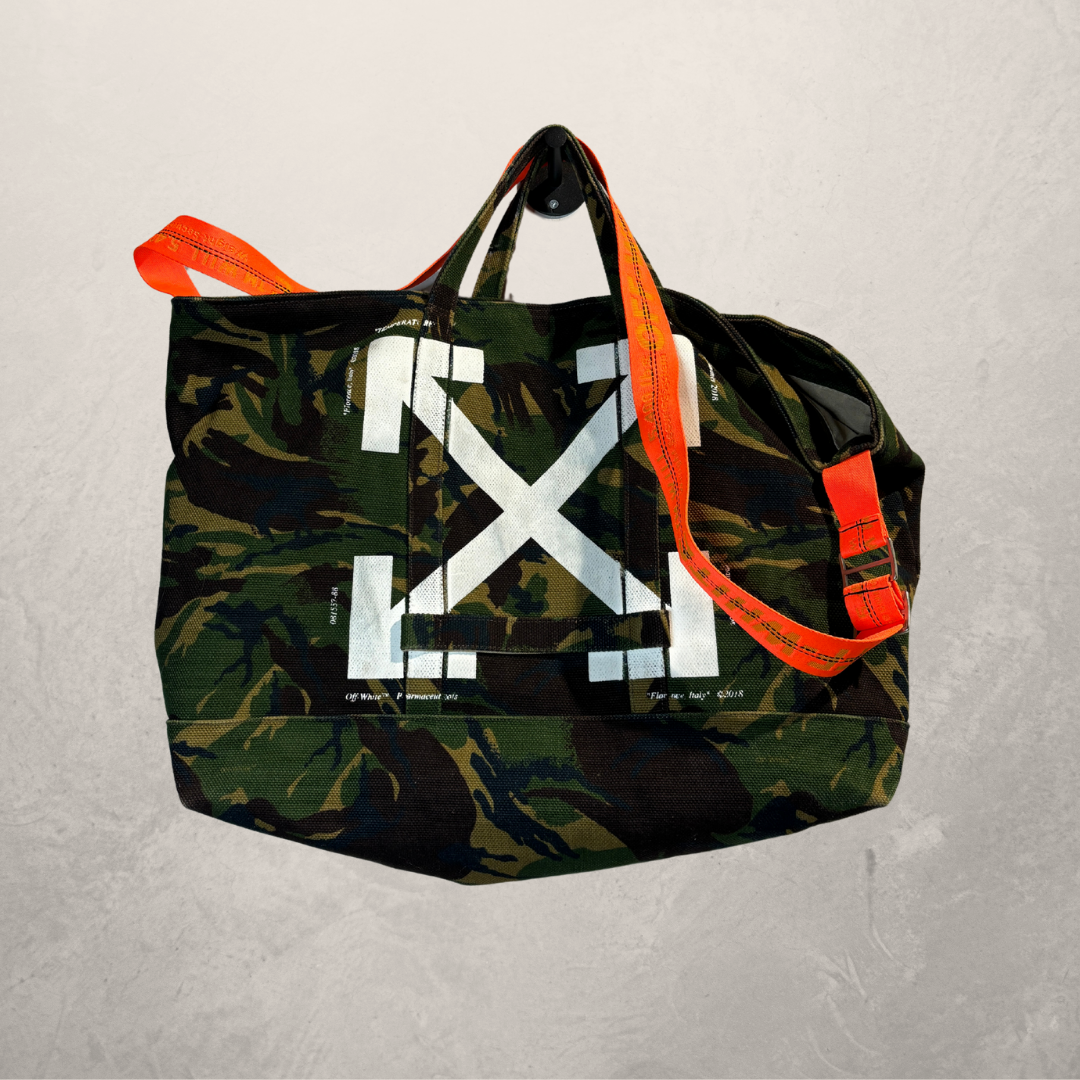 Off White camouflage tas met oranje band OS