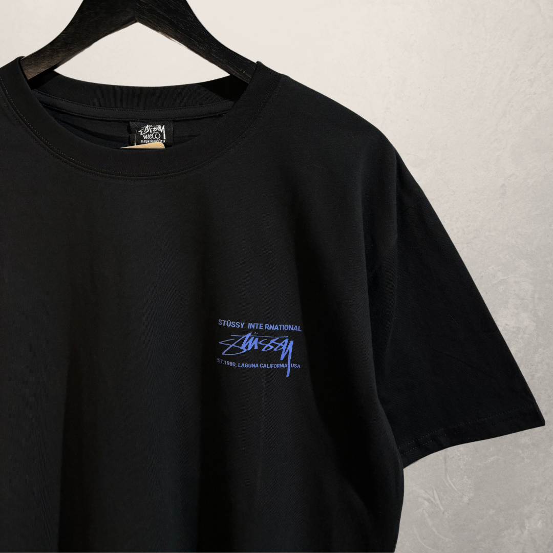 Stussy zwart blauw laguna beach tekst t-shirt L