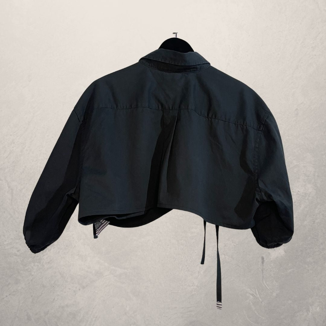 Tommy Hilfiger zwarte cropped wikkelblouse M/L - Van Mees.Makes