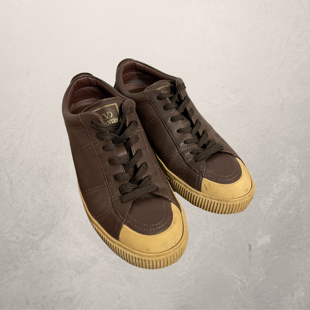 Valentino brown leather low sneakers 42