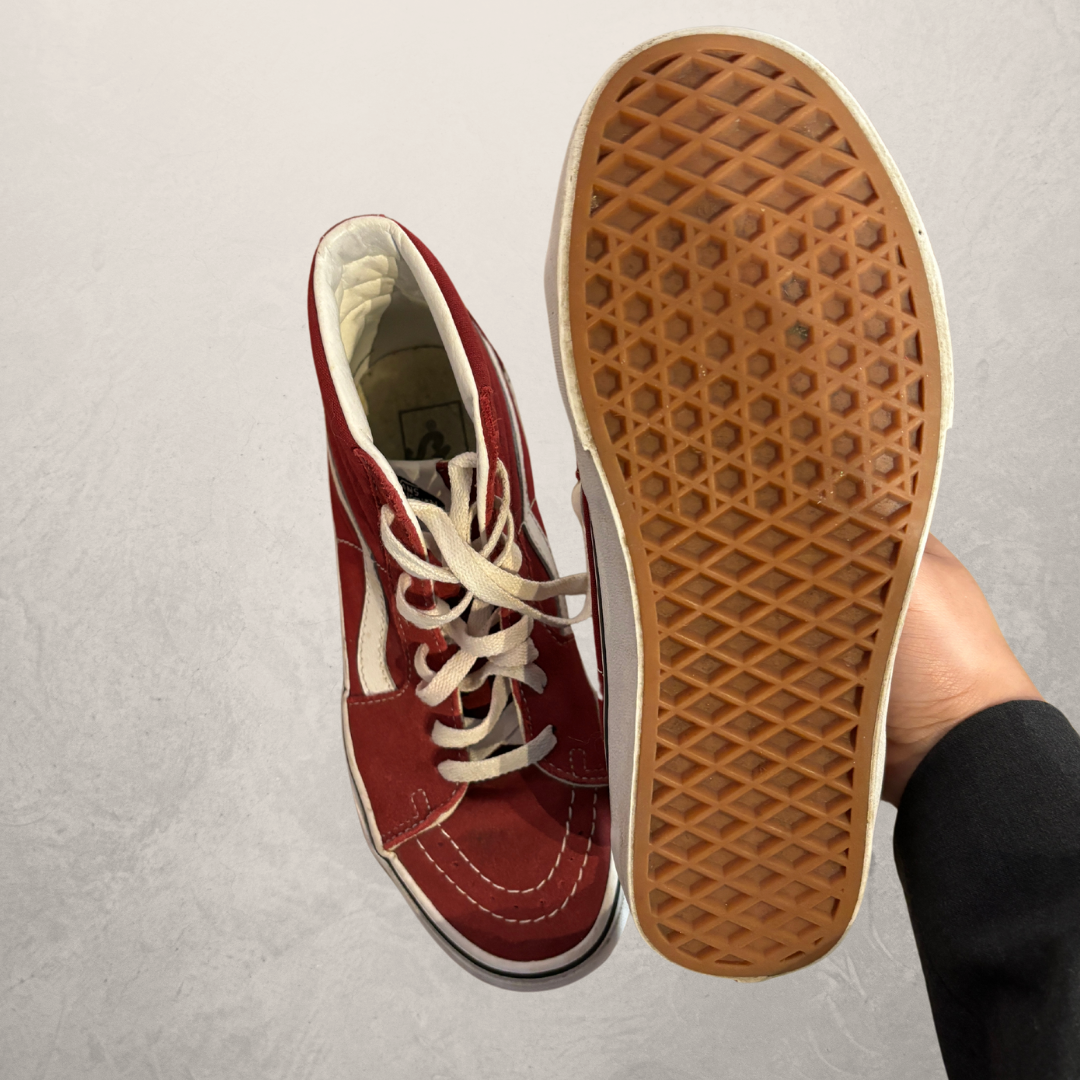 Vans rode hoge toppen 37