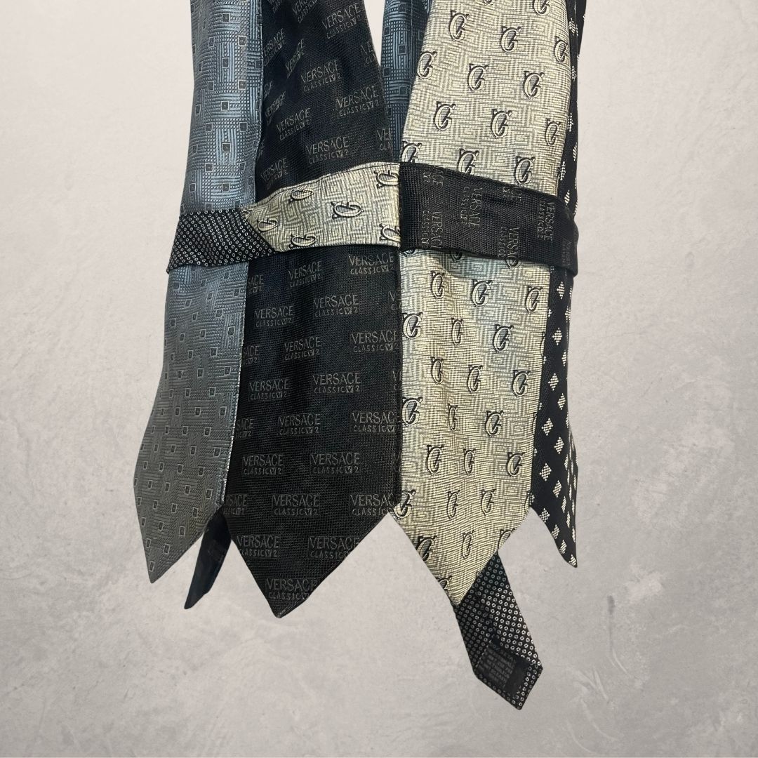 Versace Zwart/Grijze Zijden Haltertop met Strikje OS - Door WNDYdesign