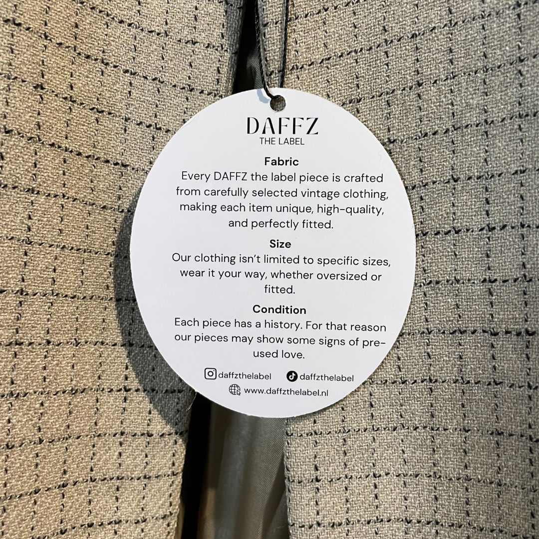 Versace beige op maat gemaakte blazer OS - door @DAFFZTheLabel