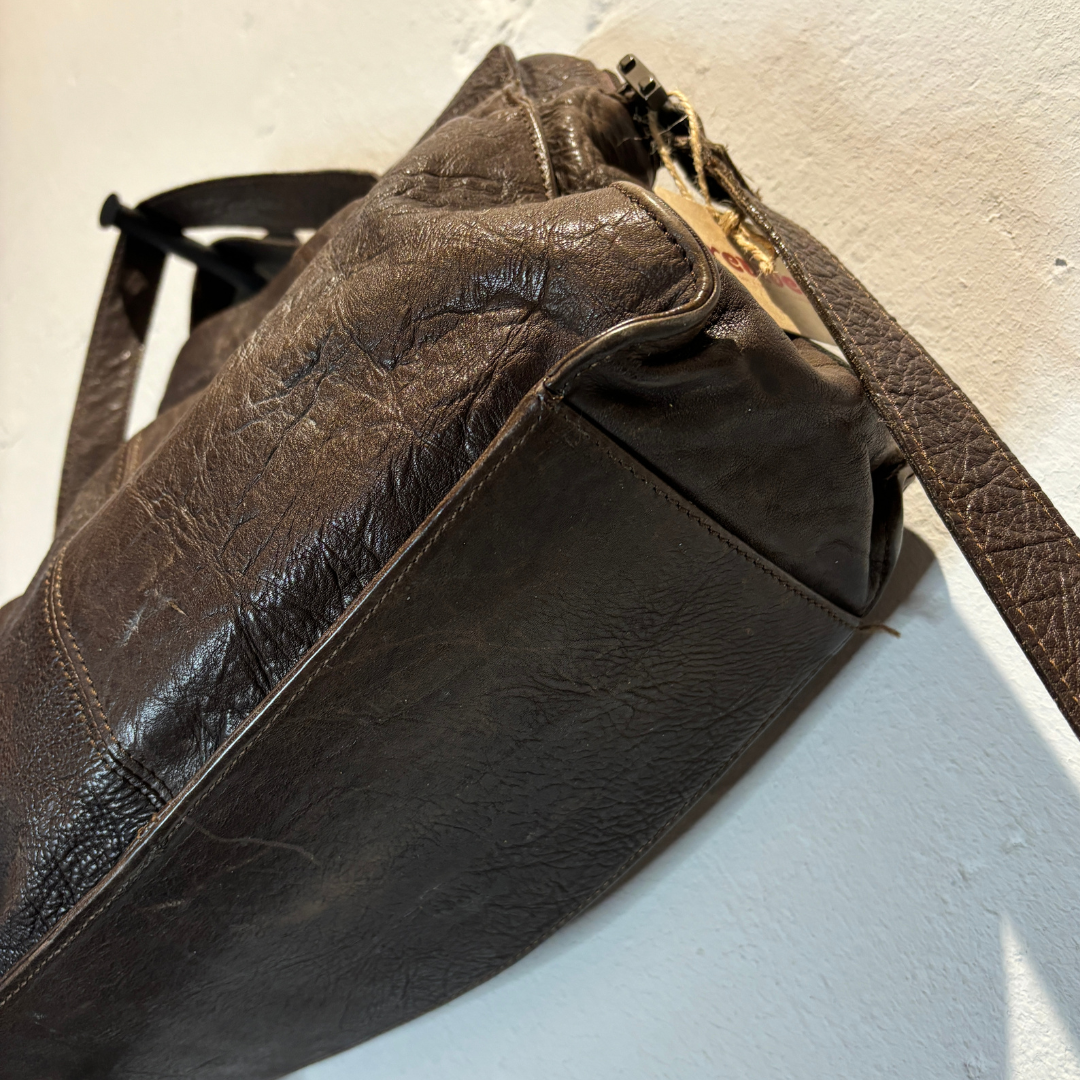 Vintage Fred de la Bretoniere brown leather messenger bag