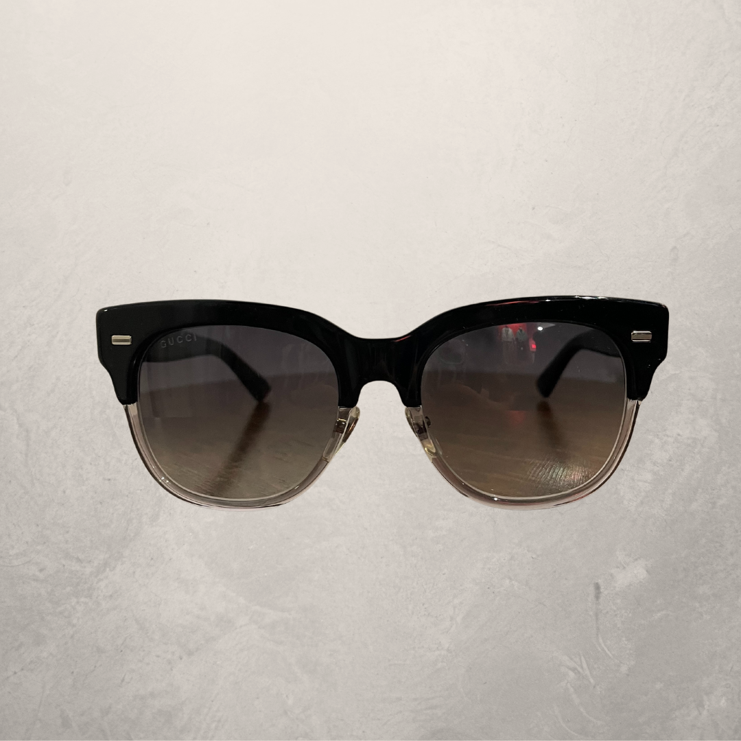 Gucci black sunglasses gradient lense (with case)