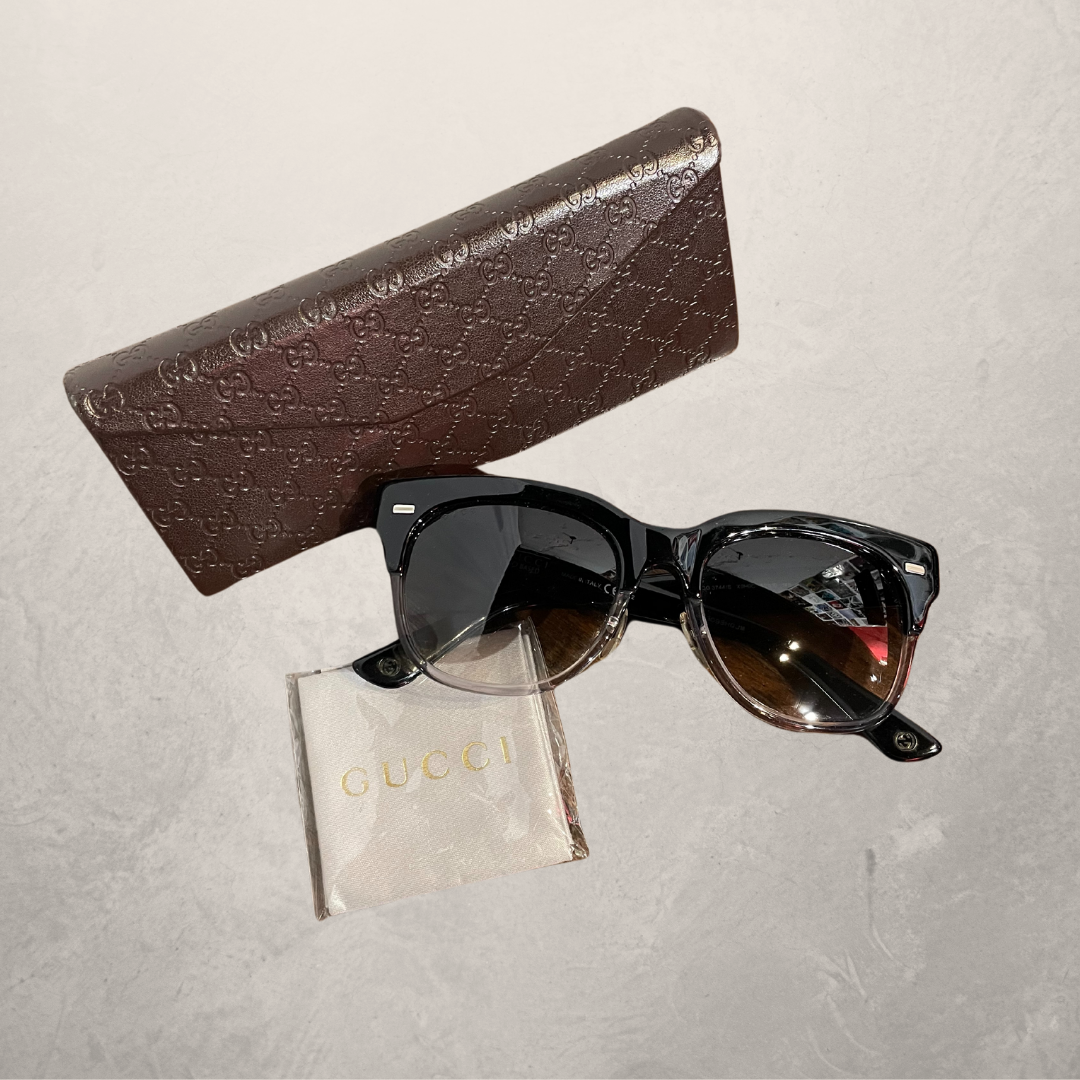 Gucci black sunglasses gradient lense (with case)
