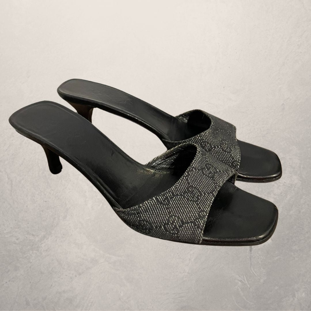 Vintage Gucci denim kitten heels 38