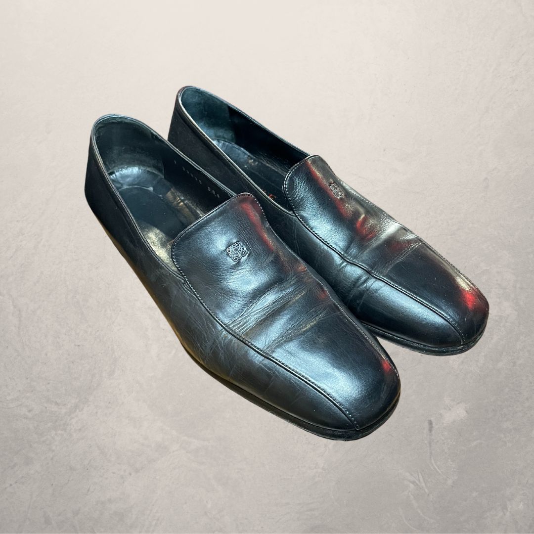 Vintage Loewe black leather emblem loafers 38