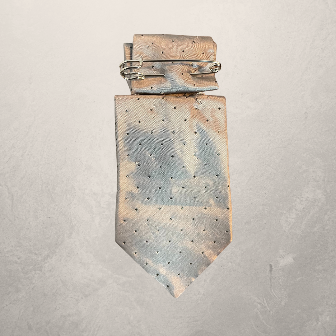 Vintage Loewe bronzen bewerkte stropdas L-met broche van @MARRART