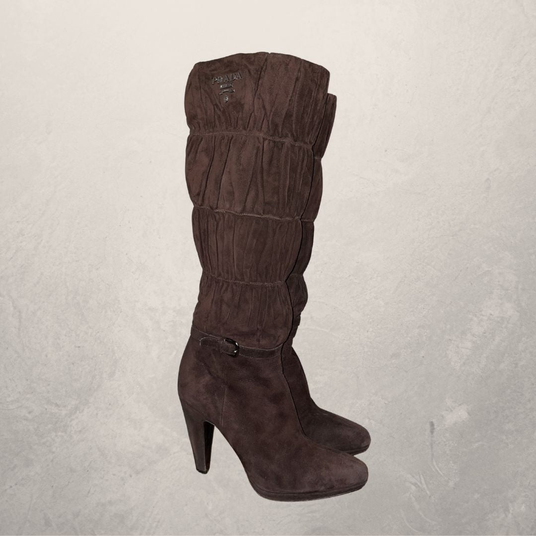 Vintage Prada brown suede heel boots 40