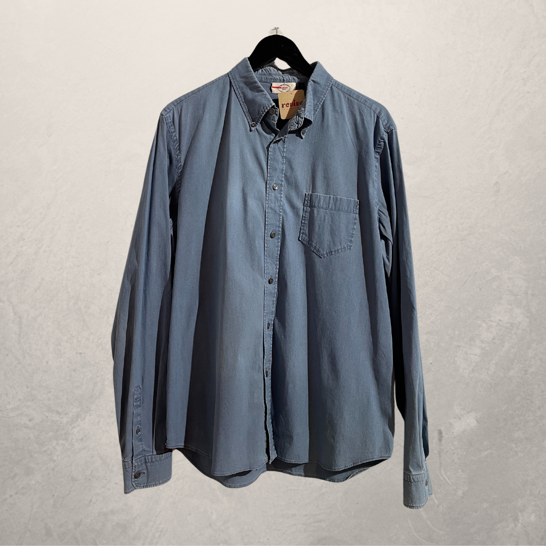 Vintage Prada lichtblauw chambray overhemd L