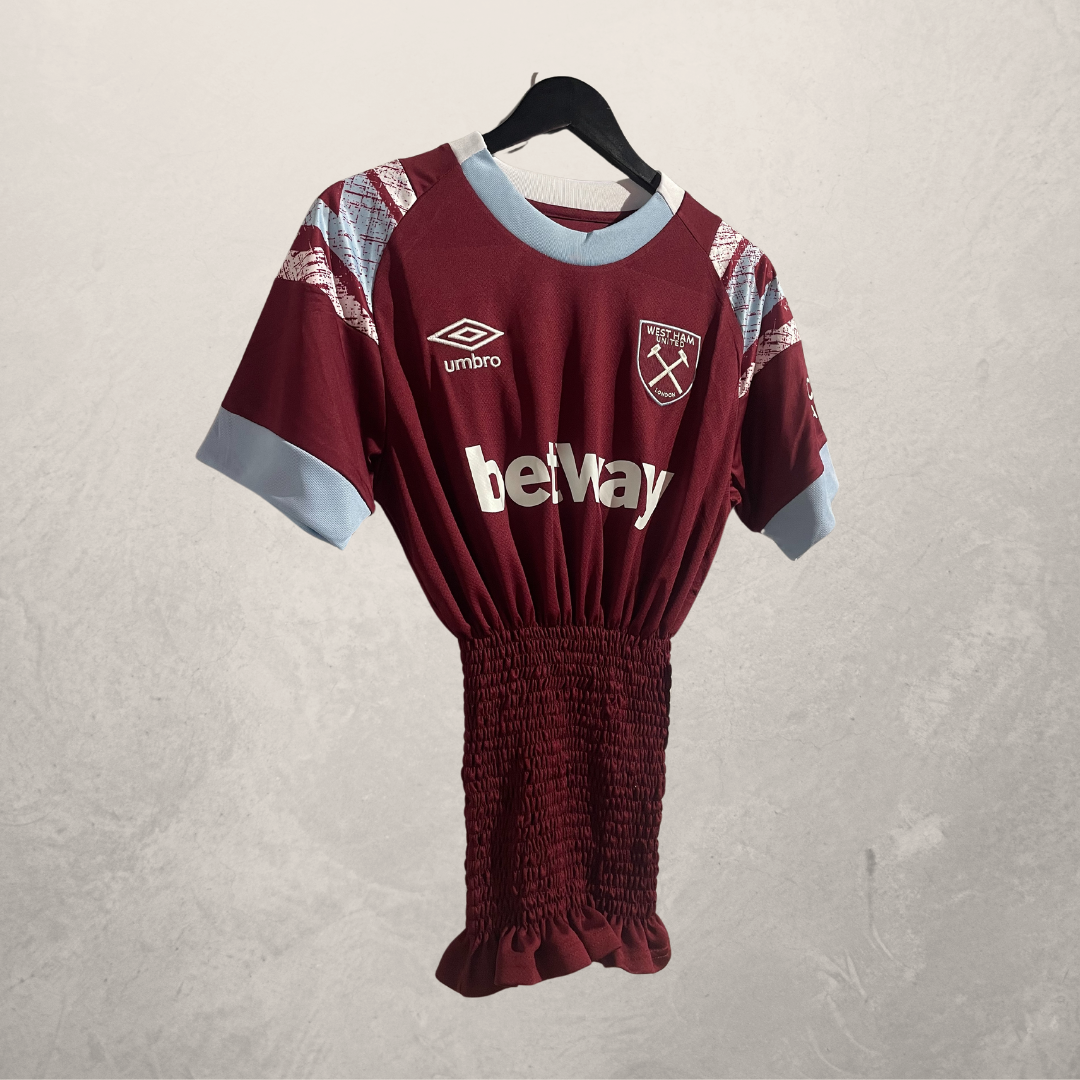 Westham bordeauxrode gerouelde jersey OS- van @Home_is_a_Runway